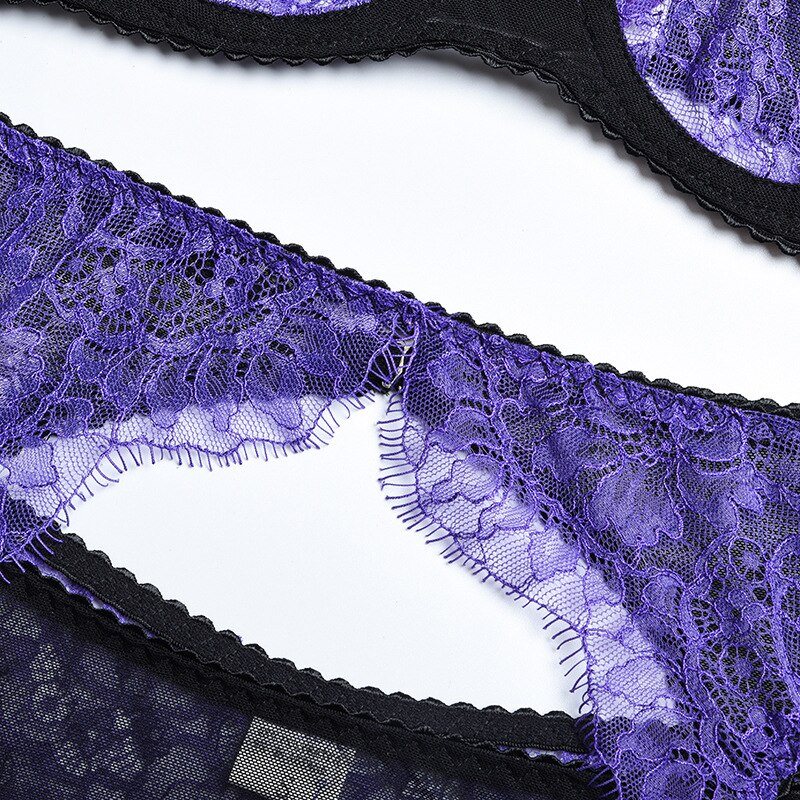 Gothic Unterwäsche Schwarz und Lila