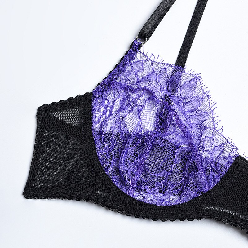 Gothic Unterwäsche Schwarz und Lila