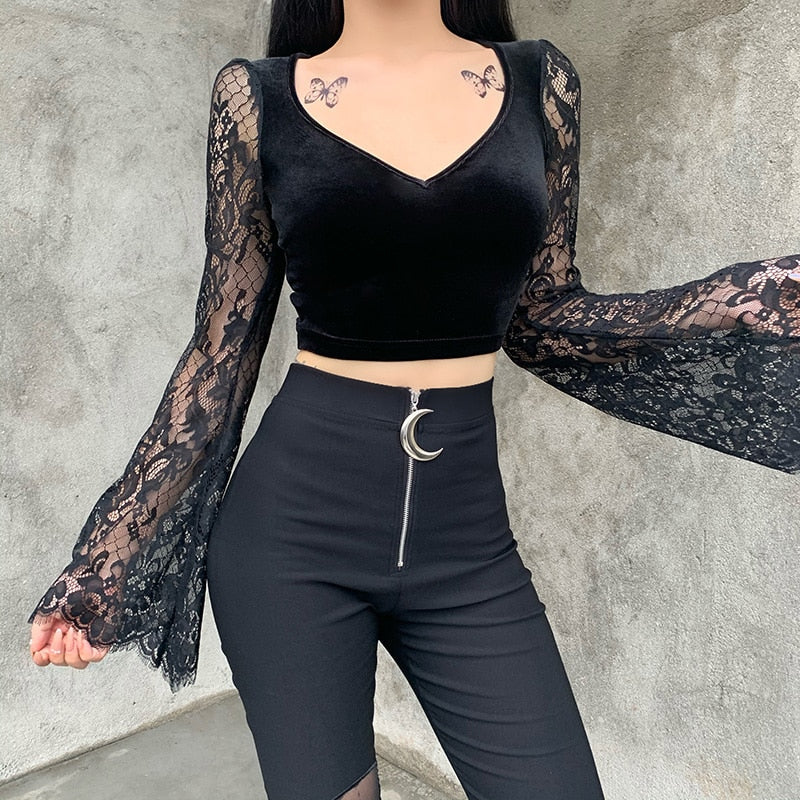 Gothic Spitzenbluse in Übergröße