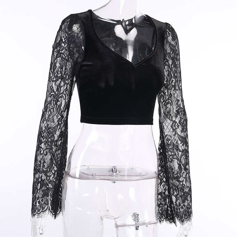 Gothic Spitzenbluse in Übergröße