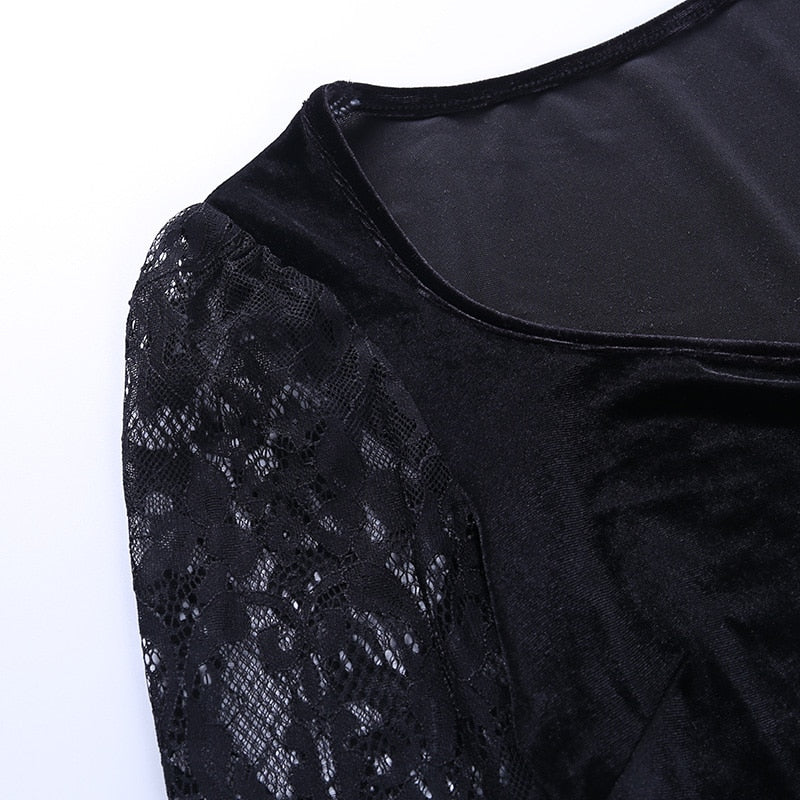 Gothic Spitzenbluse in Übergröße